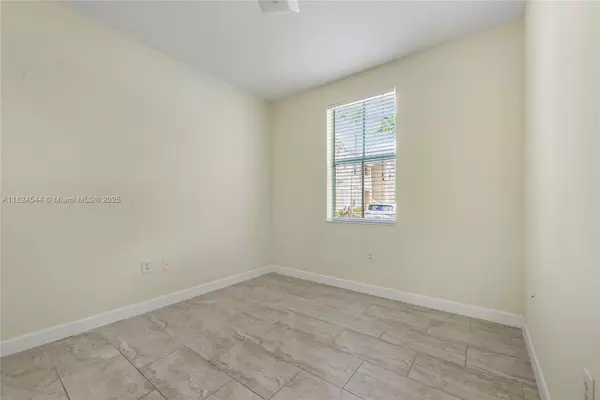 Homestead, FL 33033,230 SE 29th Ave #1