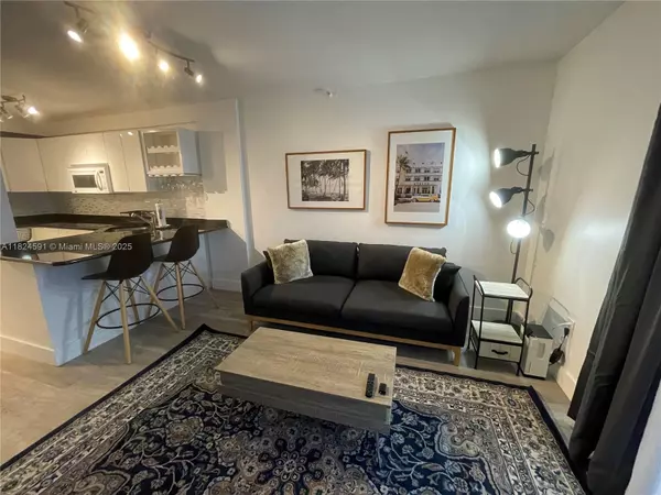 Miami Beach, FL 33139,1035 West Ave #707