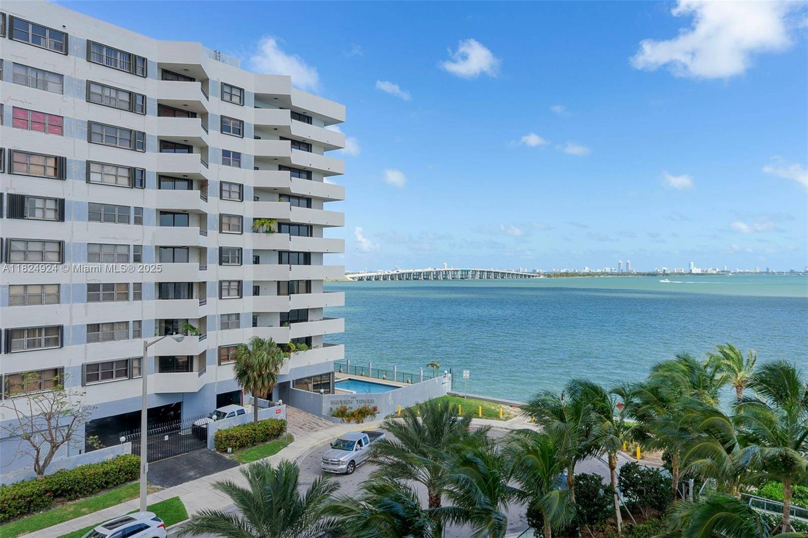 2900 NE 7th Ave #301, Miami, FL 33137