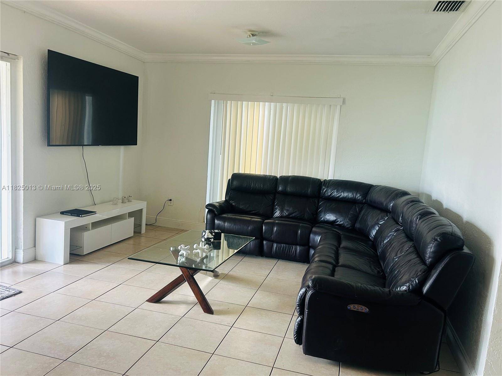 Miami, FL 33177,12140 SW 187th St