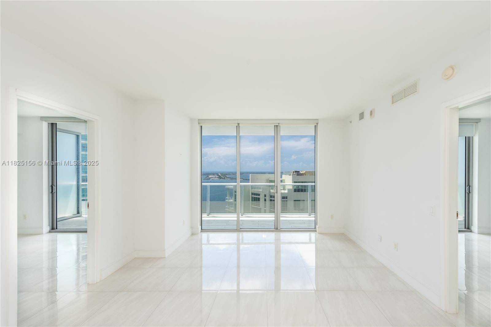 Miami, FL 33131,1300 Brickell Bay Dr #3003
