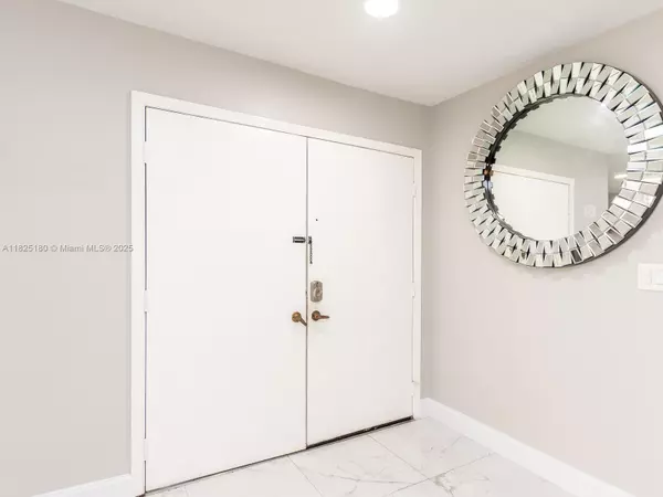 Plantation, FL 33324,741 E Plantation Cir #0