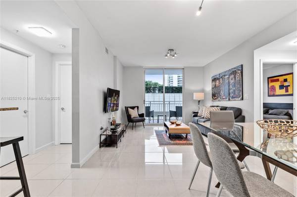 185 SE 14th Ter #708, Miami, FL 33131