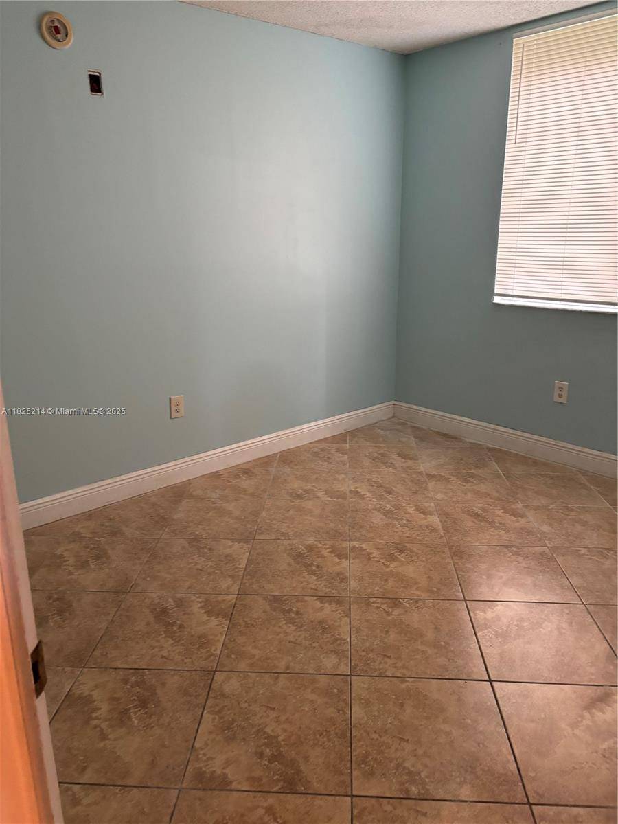 Pembroke Pines, FL 33025,777 SW 111th Way #102
