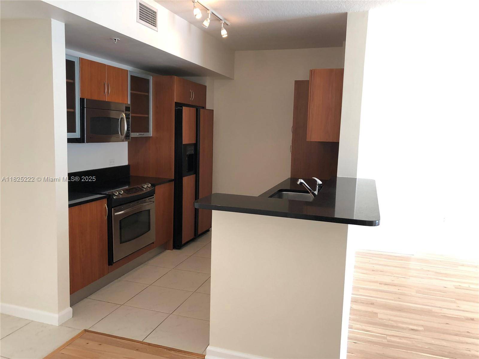 Aventura, FL 33180,18800 NE 29th Ave #730