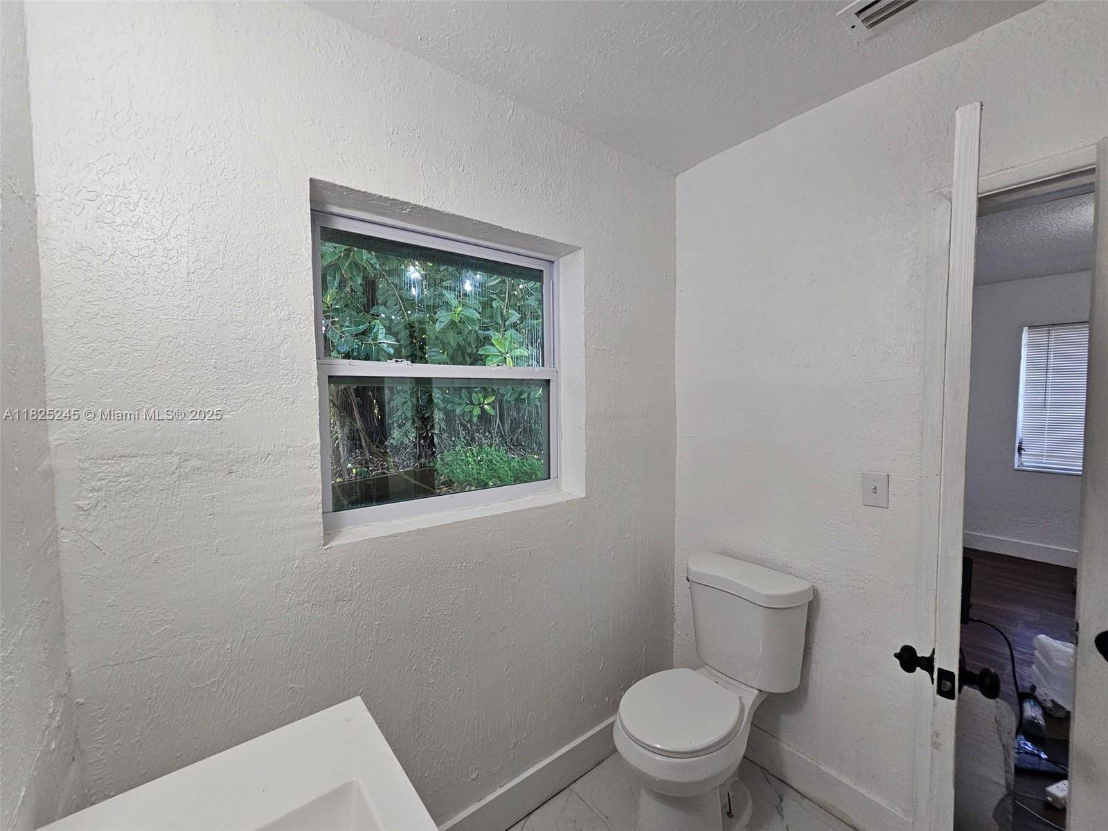 Fort Lauderdale, FL 33311,1408 NW 9th Ave #B