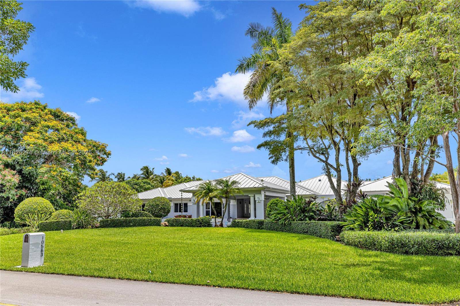 Miami, FL 33176,10563 SW 92nd Ave