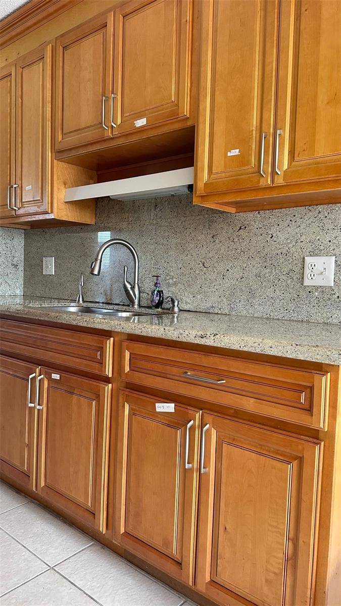 Pembroke Pines, FL 33027,12950 SW 13th St #301D