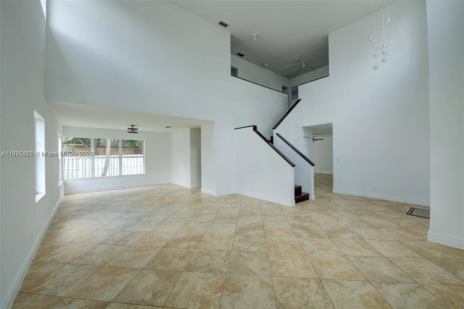 Pembroke Pines, FL 33025,1127 SW 104th Way