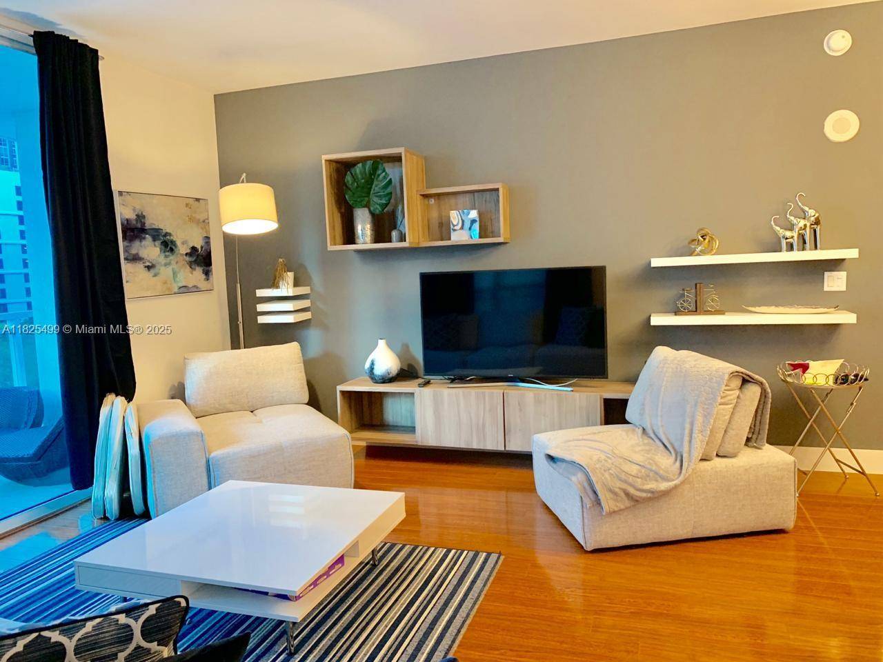 951 Brickell Ave #510, Miami, FL 33131