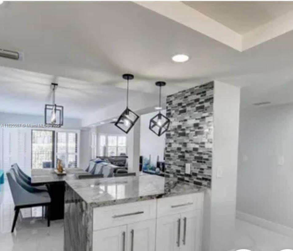 Deerfield Beach, FL 33441,665 SE 21st Ave #101