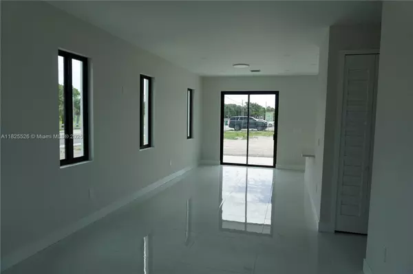 Miami, FL 33170,21919 SW 124 AVE