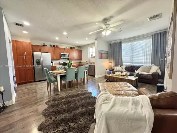 Fort Lauderdale, FL 33312,1332 SW 2nd Ct #1332
