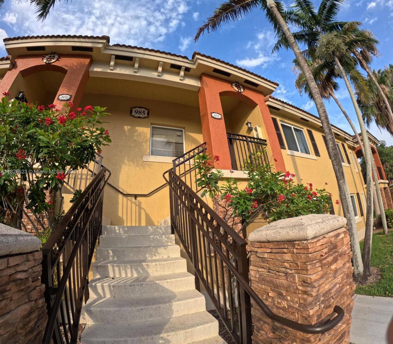 985 NE 34th Ave #203, Homestead, FL 33033