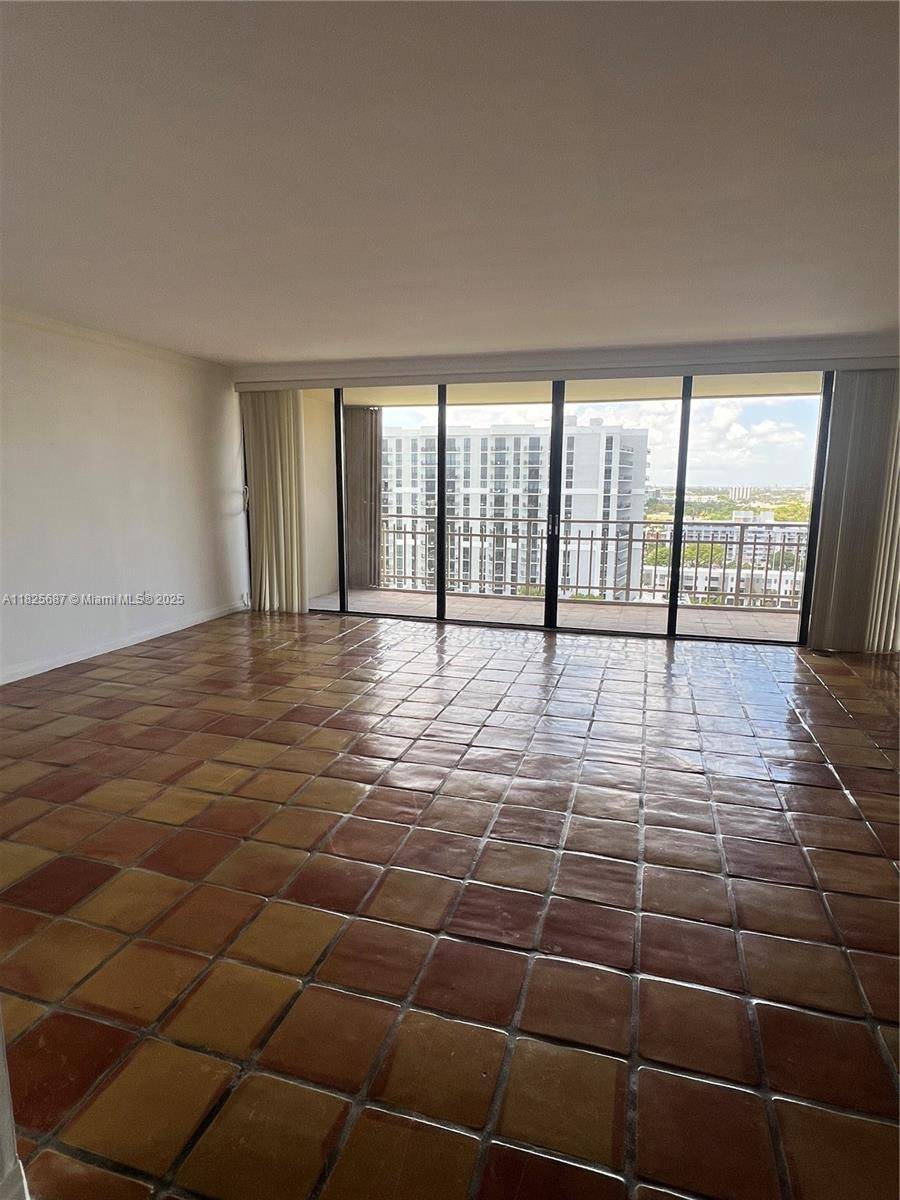 Miami, FL 33181,11113 Biscayne Blvd #1254