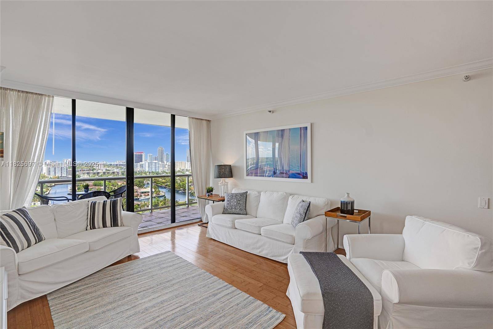 Aventura, FL 33180,3640 Yacht Club Dr #1704
