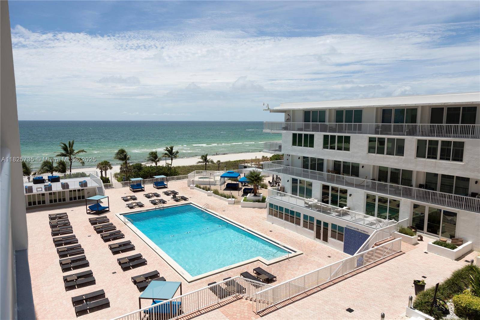 Miami Beach, FL 33140,5401 Collins Ave #1111