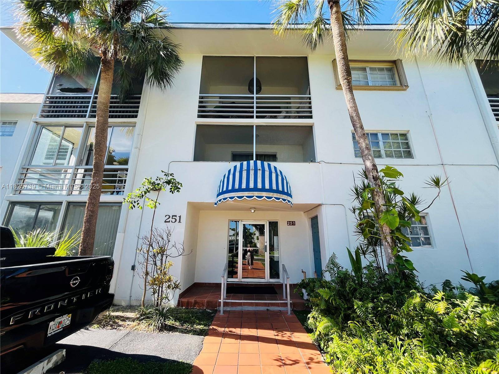 251 Galen Dr #101E, Key Biscayne, FL 33149