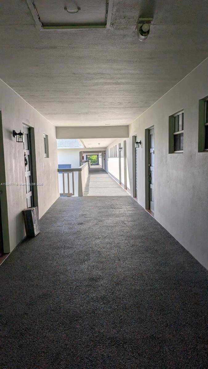 Hollywood, FL 33021,1001 Hillcrest Ct #303