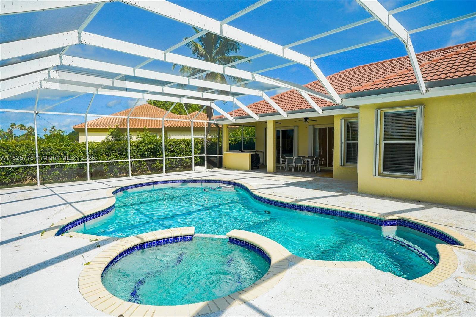 Homestead, FL 33035,2575 Muirfield Ter