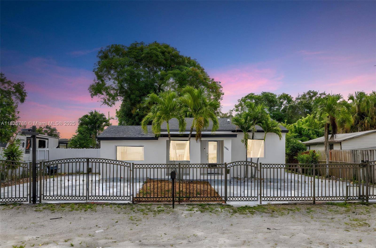 10321 NW 32nd Pl, Miami, FL 33147