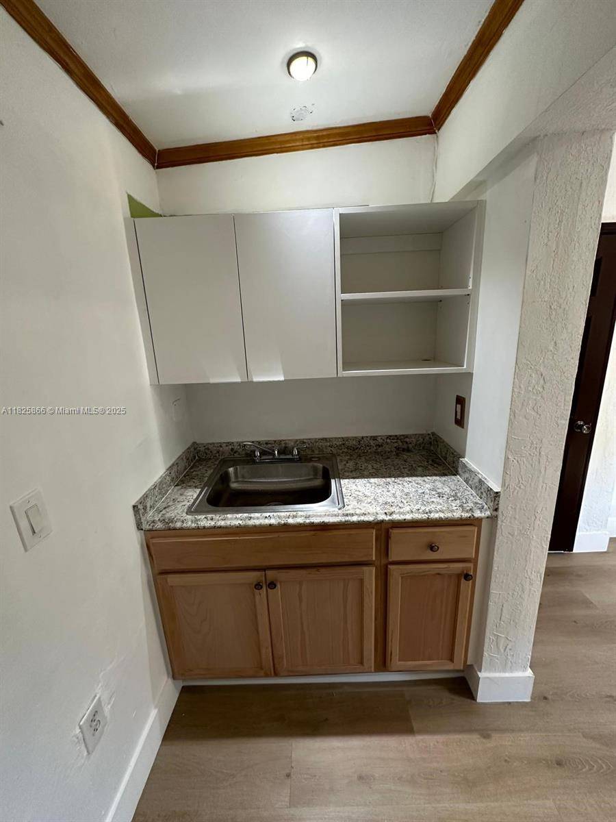 Miami, FL 33150,785 NW 96th St #2