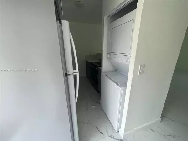 Miami, FL 33150,7800 N Miami Ave #2