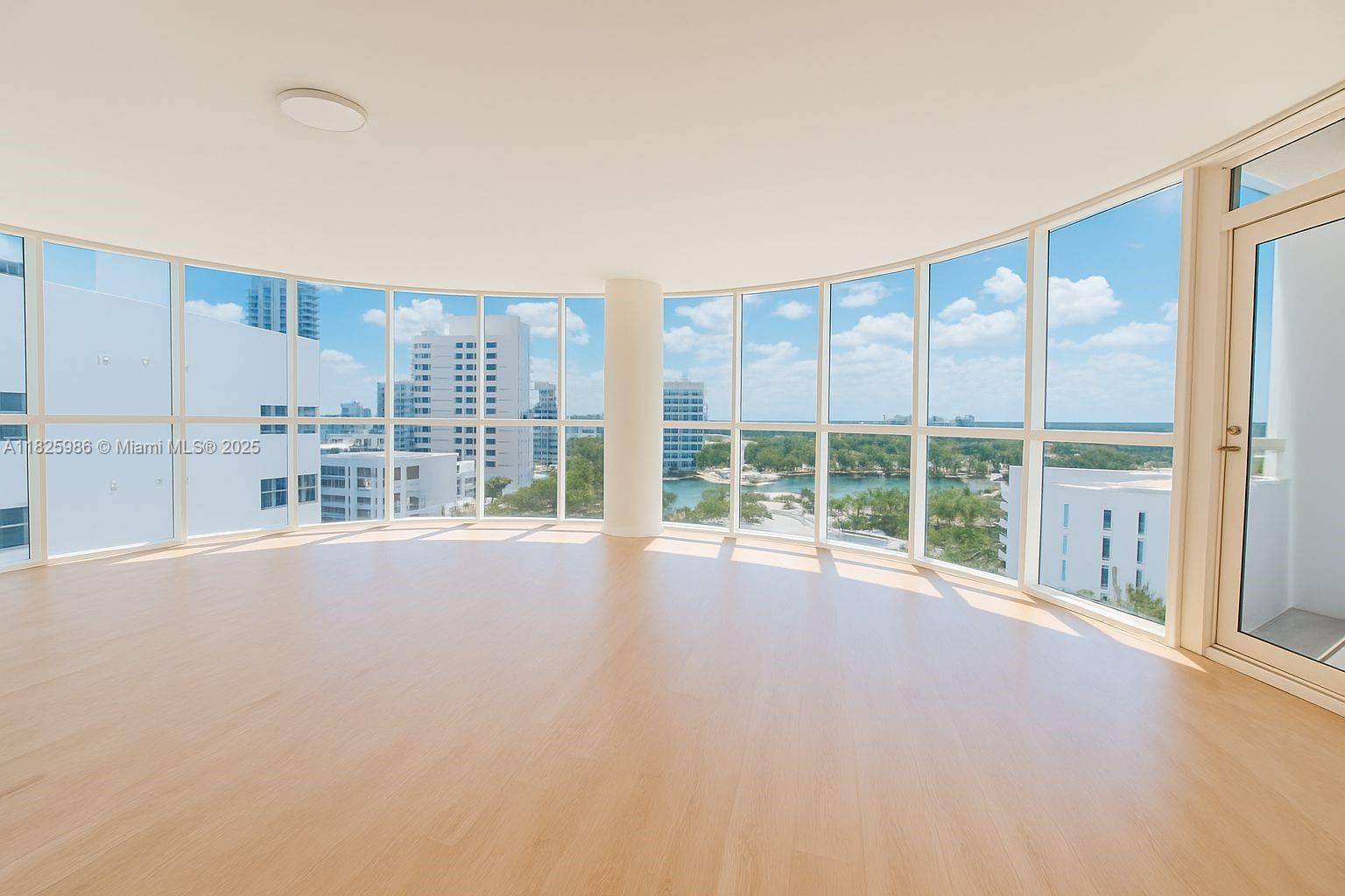 Miami Beach, FL 33141,6301 Collins Ave #1005
