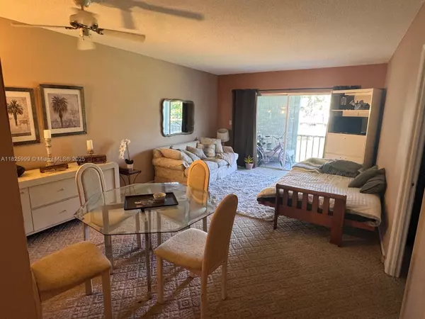 Hollywood, FL 33021,5200 Washington St #207