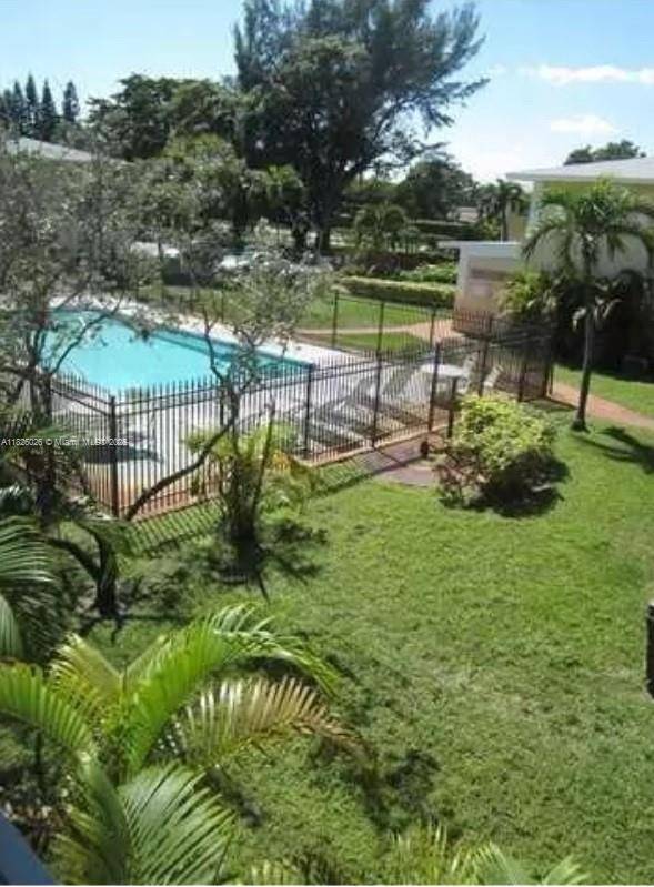 Deerfield Beach, FL 33441,560 SE 2nd Ave #H26