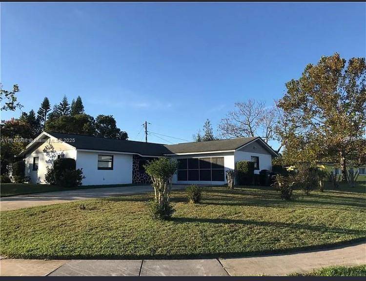 996 Grayson drive, Orlando, FL 32825