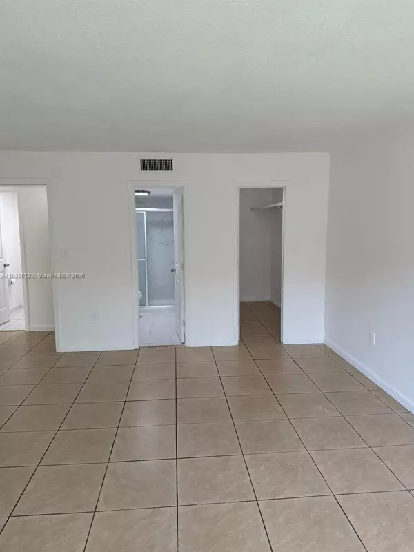 Hialeah, FL 33015,Address not disclosed