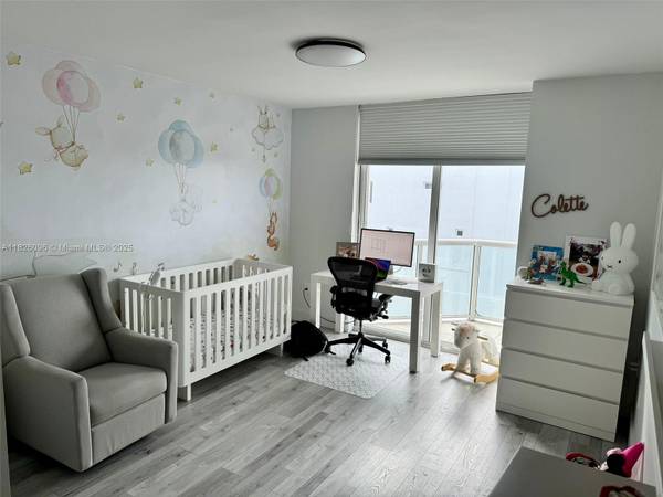 Surfside, FL 33154,8925 Collins Ave #9G