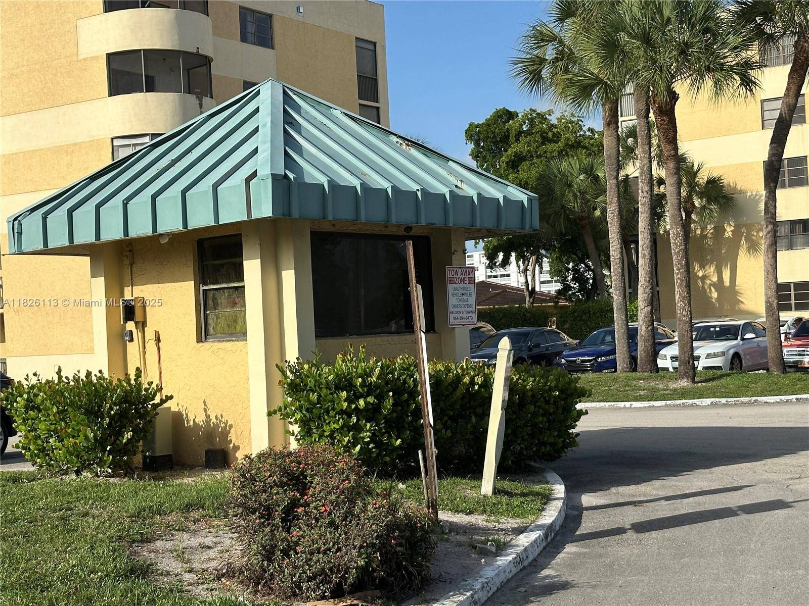6575 W Oakland Park Blvd #516, Lauderhill, FL 33313