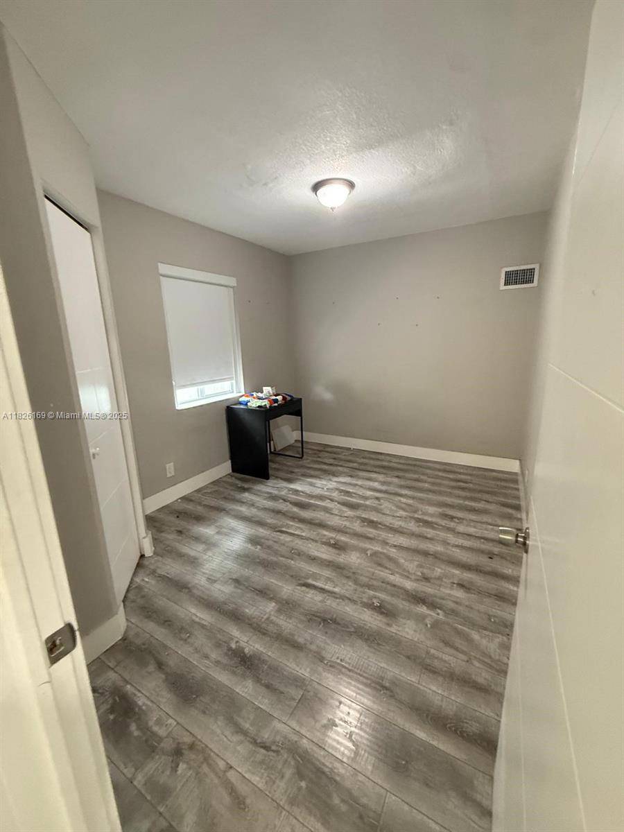 Miami, FL 33155,3440 SW 75th Ct