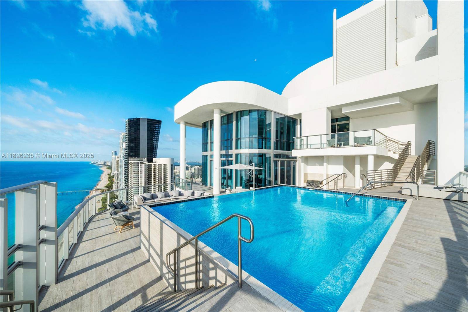 Sunny Isles Beach, FL 33160,17475 Collins Ave #PH3201