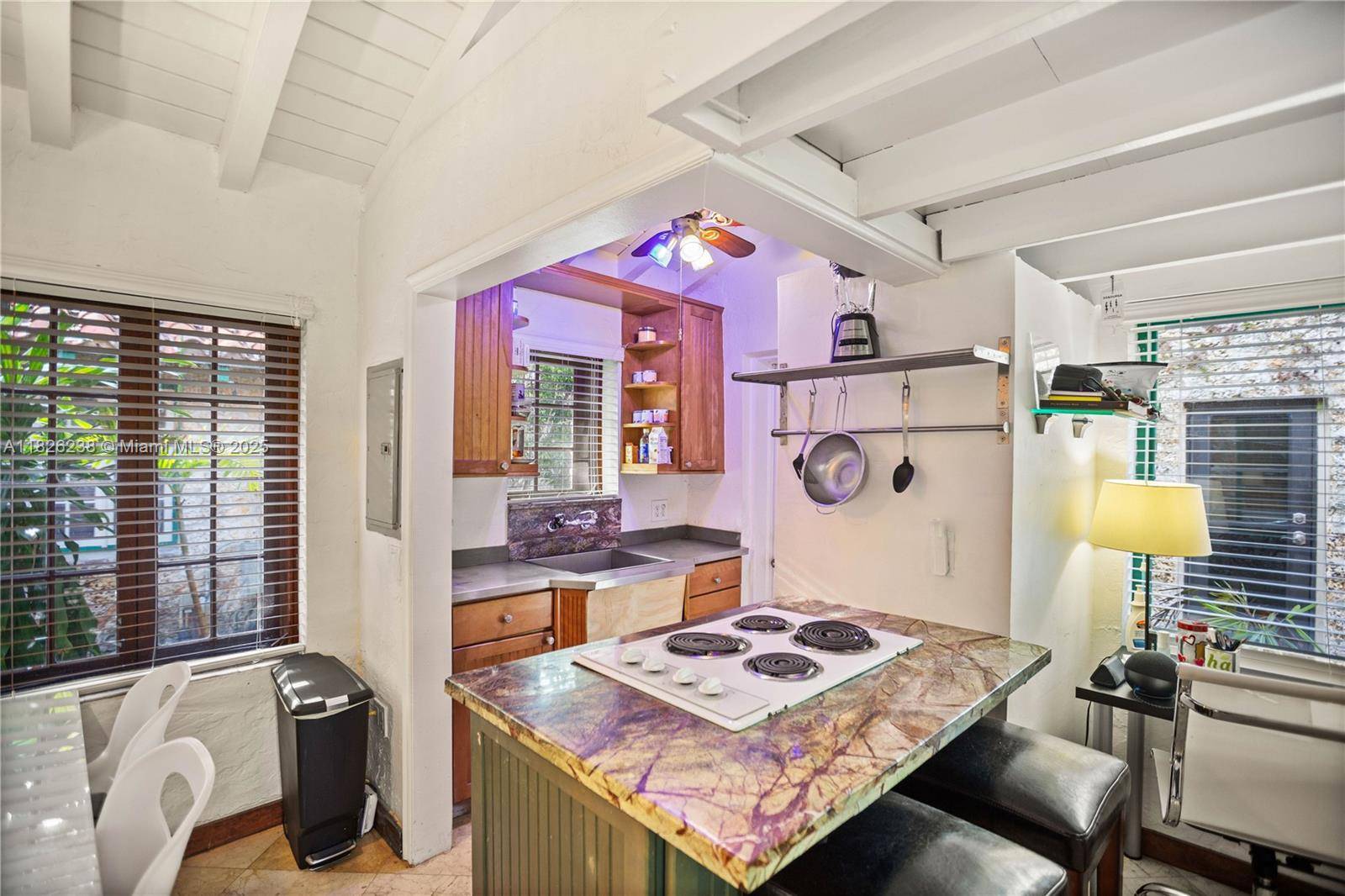 Coral Gables, FL 33134,1301 Milan Ave #4