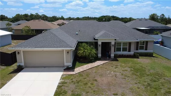1948 Redmont Ave, Lehigh Acres, FL 33972