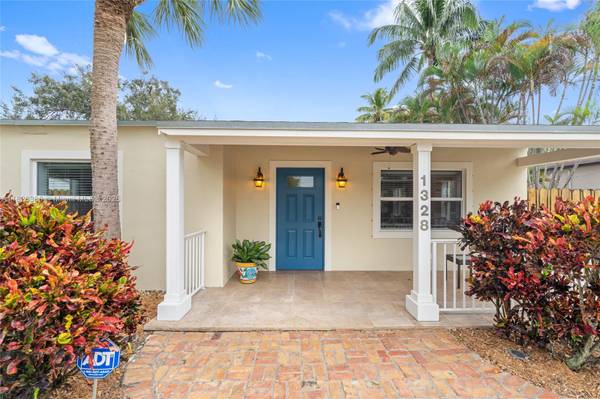 1328 SW 30th St, Fort Lauderdale, FL 33315