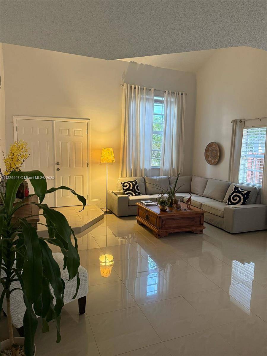 Miami, FL 33196,11150 SW 161st Pl
