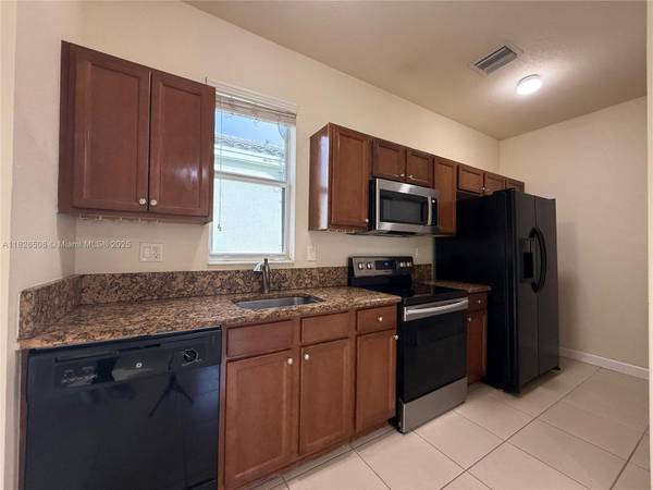 17067 SW 93rd St #Studio, Miami, FL 33196