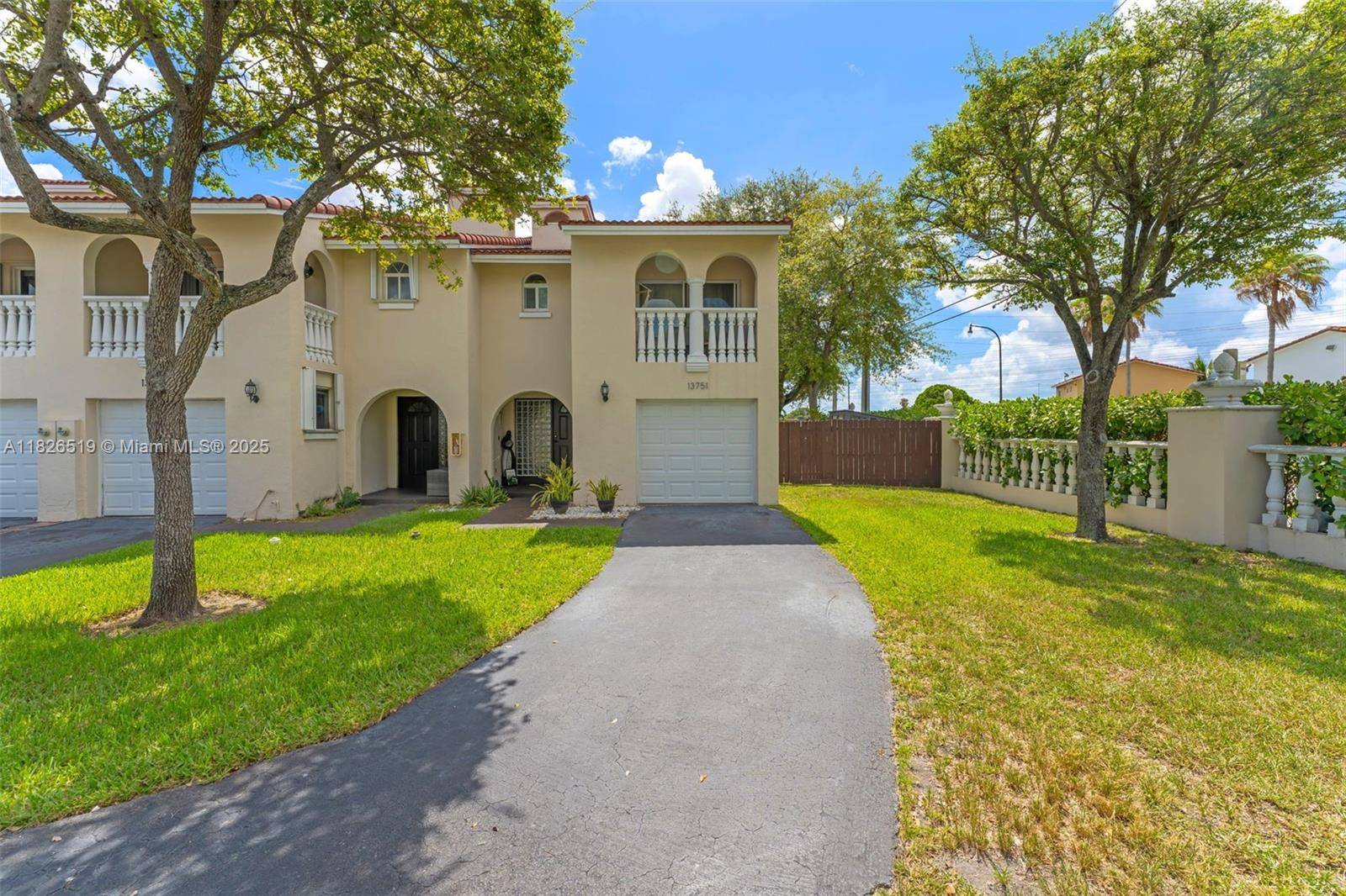 Miami, FL 33177,13751 SW 160th St #28