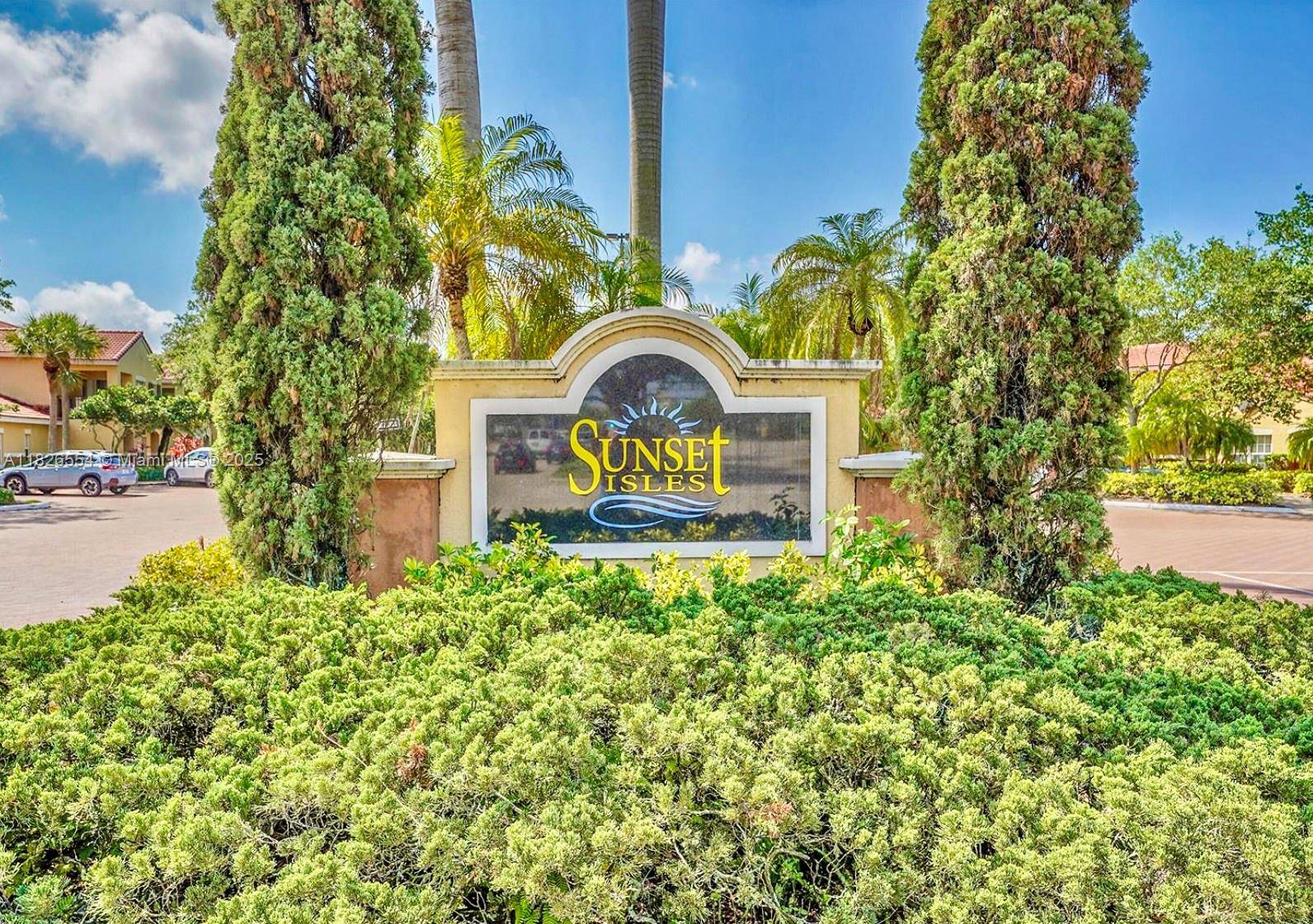 10324 S Fox Trail Rd S #1108, Royal Palm Beach, FL 33411
