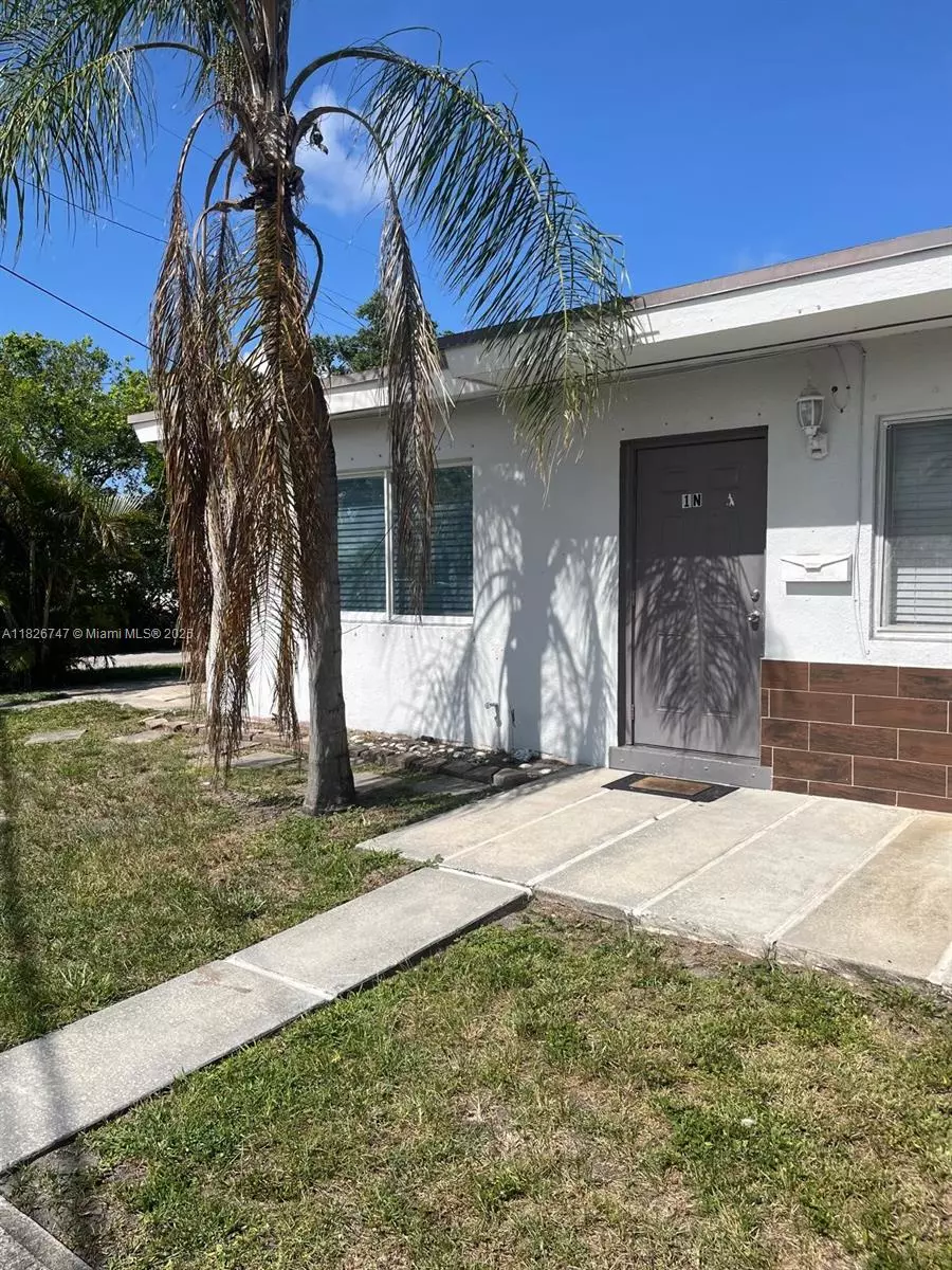 Hollywood, FL 33020,1641 Taft St #1N