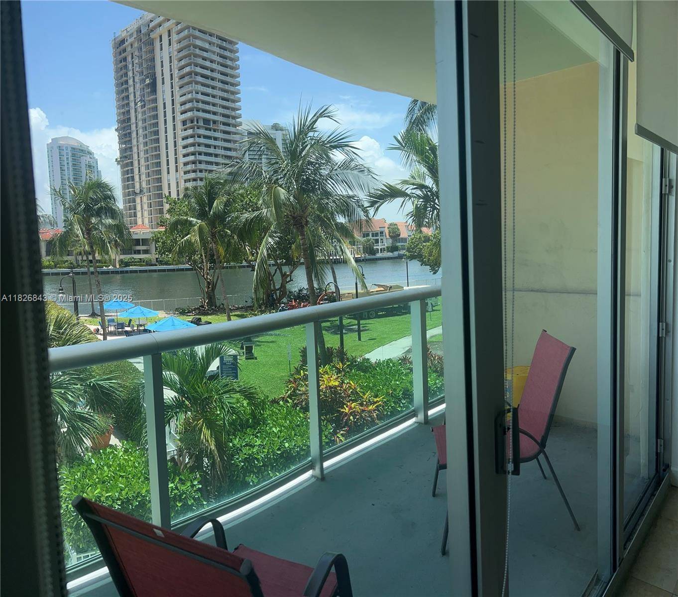 Sunny Isles Beach, FL 33160,19390 Collins ave #207