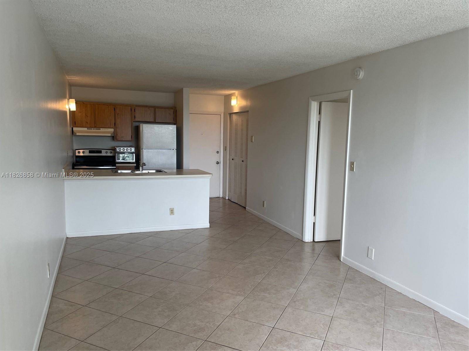 Coral Springs, FL 33065,2771 Riverside Dr #517-A