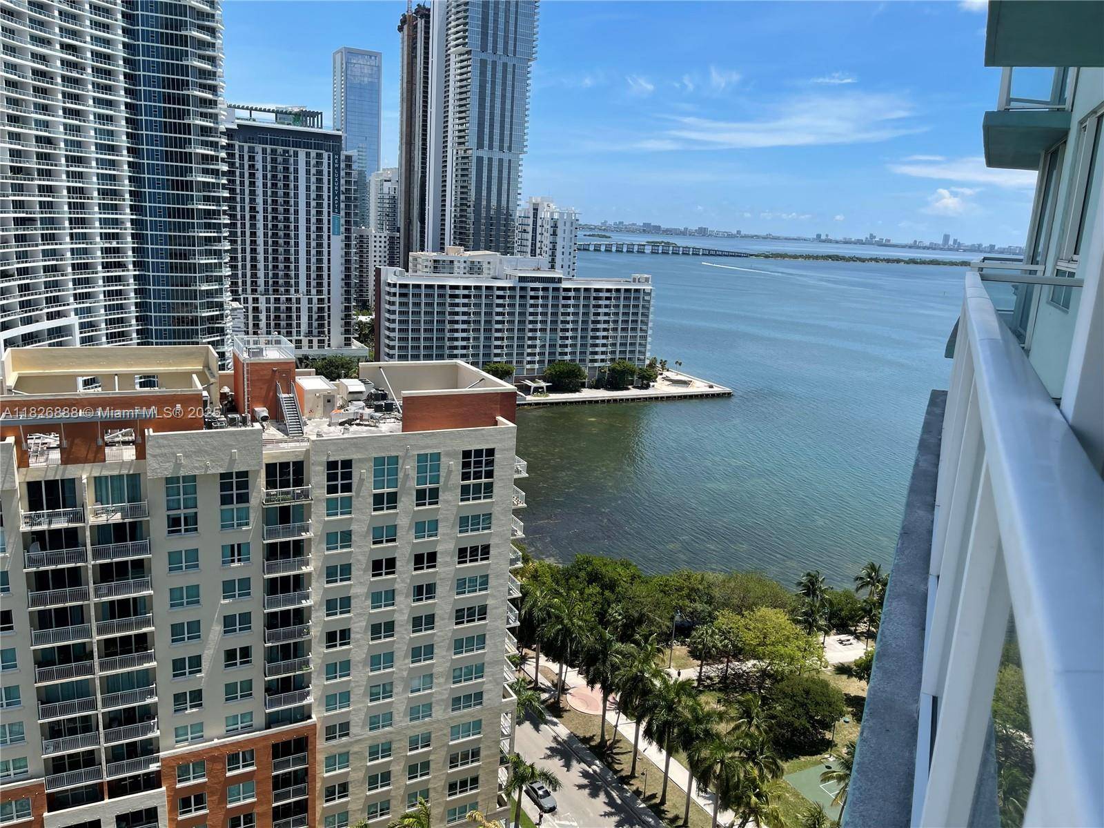 1900 N Bayshore Dr #2114, Miami, FL 33132