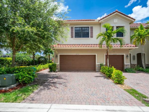 5656 NW 58th Ln, Tamarac, FL 33319