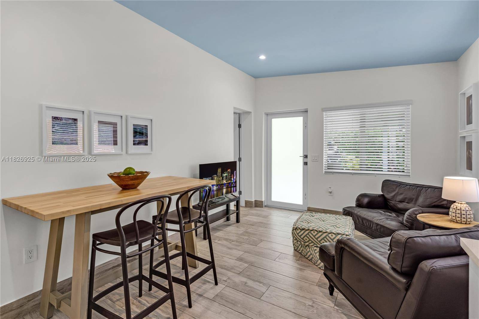 Coconut Grove, FL 33133,3850 Charles Ter