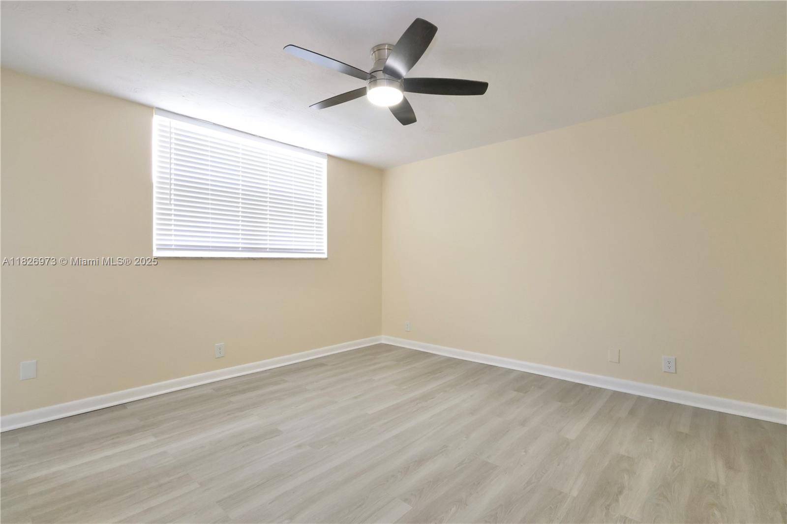 Lauderdale Lakes, FL 33311,2821 Somerset Dr #309
